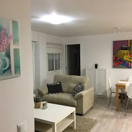 Modern 2-bedroom Apartment